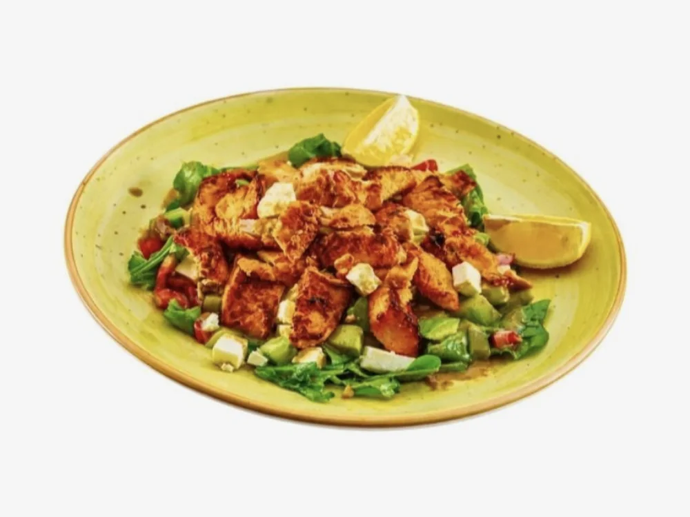Avokadolu Tavuklu Salata